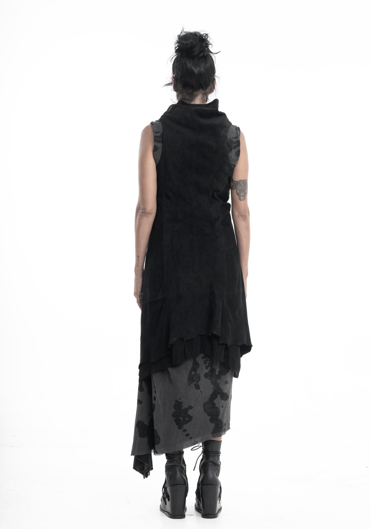 Hold Me Vest Leather Long